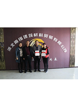 �м�(j��)����