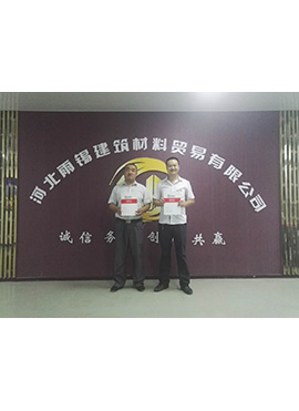 �м�(j��)����